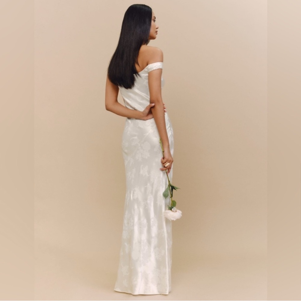Reformation Ailsa Silk Jacquard Wedding Dress - Picture 3 of 7